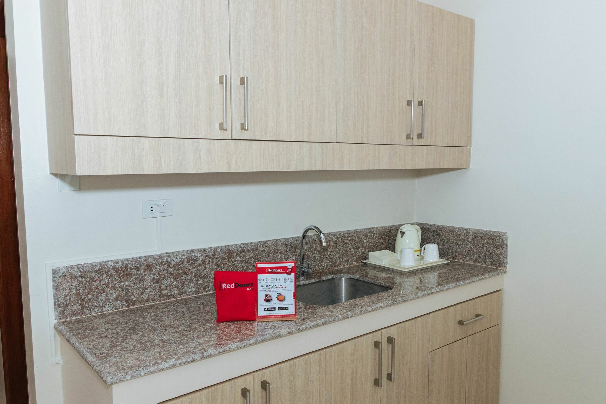 מלון סן פדרו מקאטי Reddoorz Premium @ Sampaloc Makati מראה חיצוני תמונה